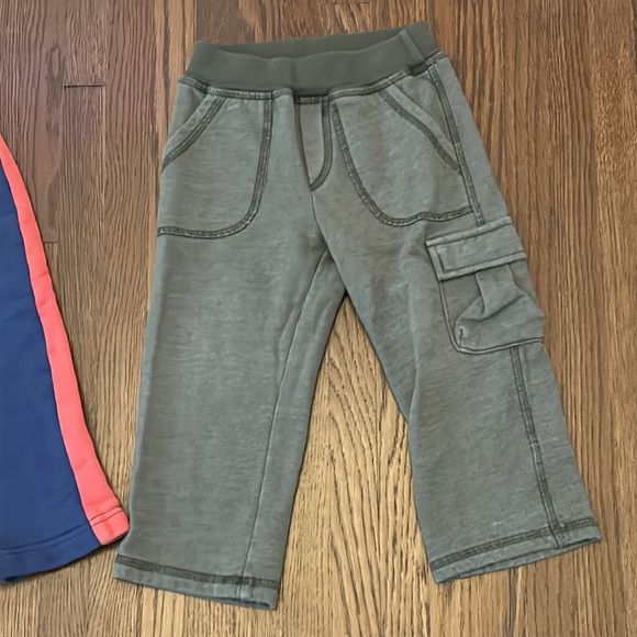 Lot of 2 boys sweatpants / joggers 2 /2T EUC - Picture 5 of 7